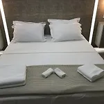 Ammos Sea Front - Adults Only Apartamento Vasilikí