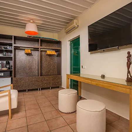 Ammos Sea Front - Adults Only Apartment Vasilikí