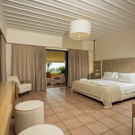 Апартаменты Ammos Sea Front - Adults Only