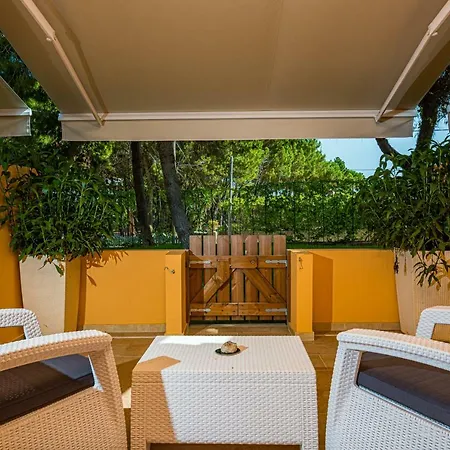 Ammos Sea Front - Adults Only Vasilikí