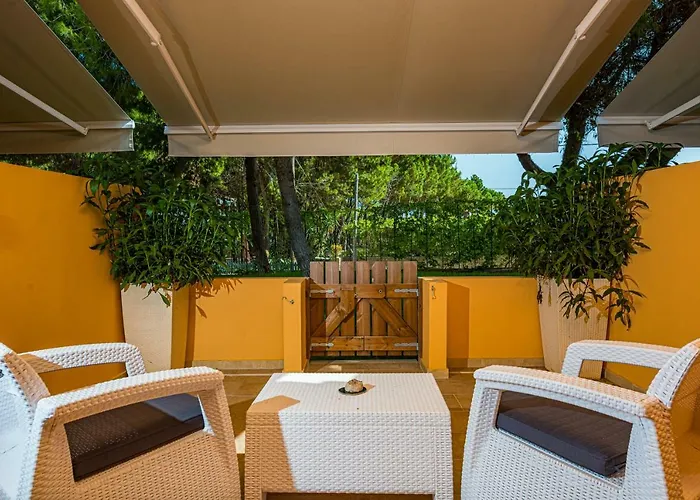 Ammos Sea Front - Adults Only Vasilikí